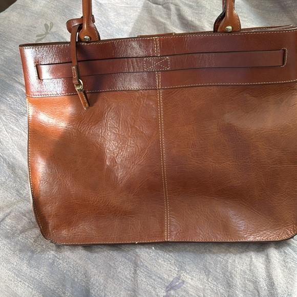 Vintage Liz Claiborne leather handbag with lock clasp and belt cinch. Excellent. - Picture 5 of 7